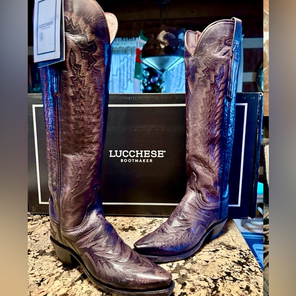LUCCHESE PRISCILLA LIMITED EDITION PURPLE/PINK BOOTS, size 6